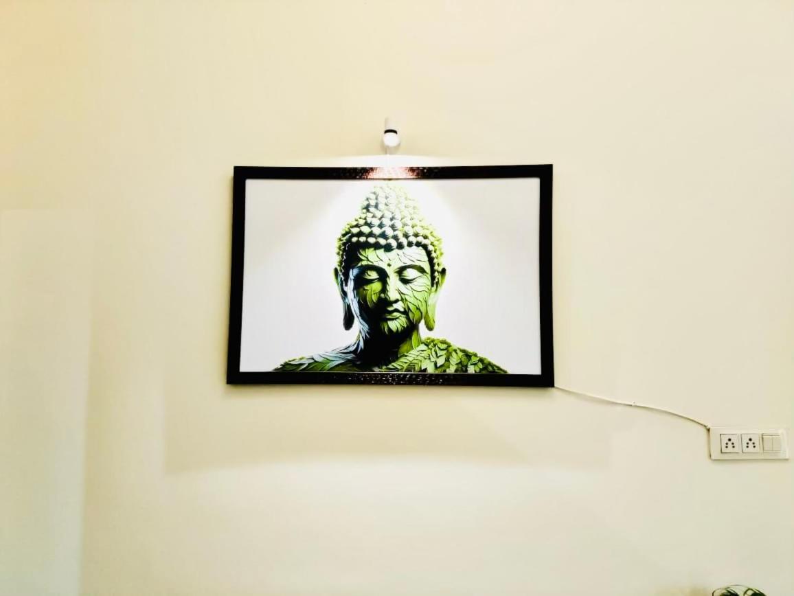 Ap Suite - By Ap Villa'S And Resort'S Ujjain Eksteriør bilde