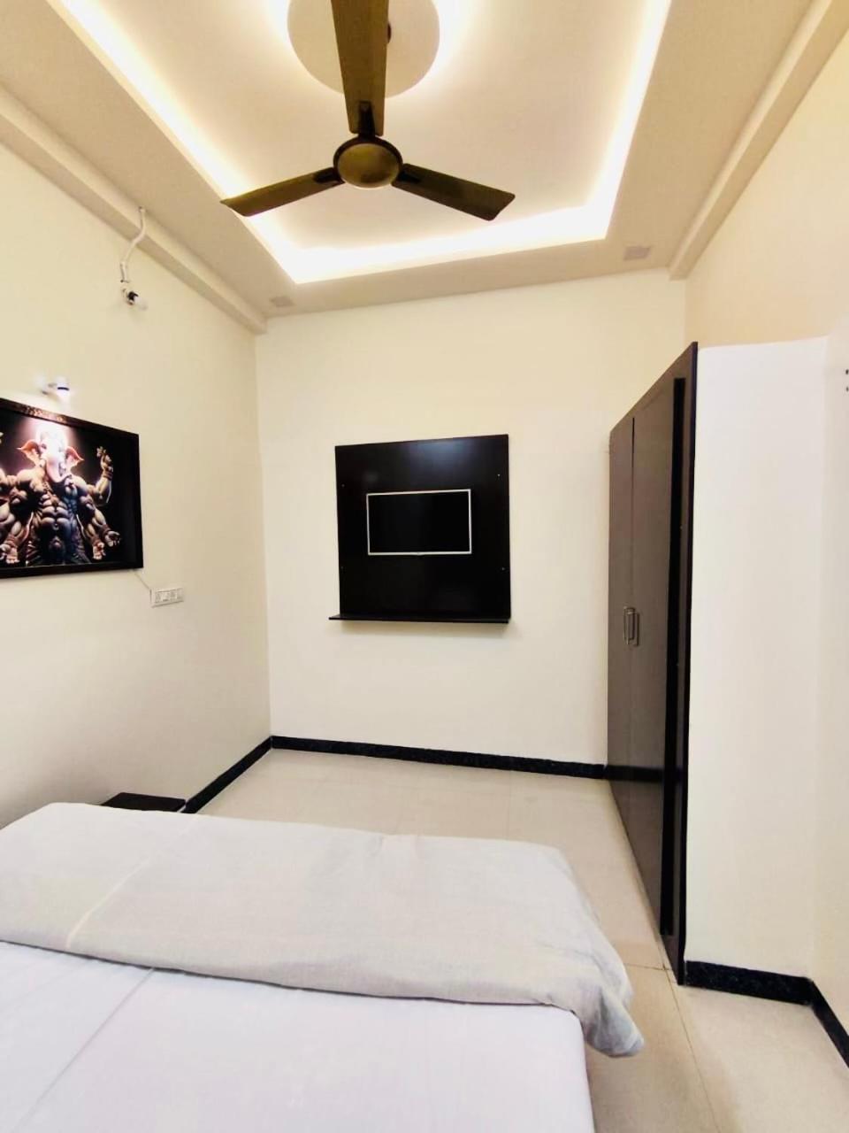 Ap Suite - By Ap Villa'S And Resort'S Ujjain Eksteriør bilde